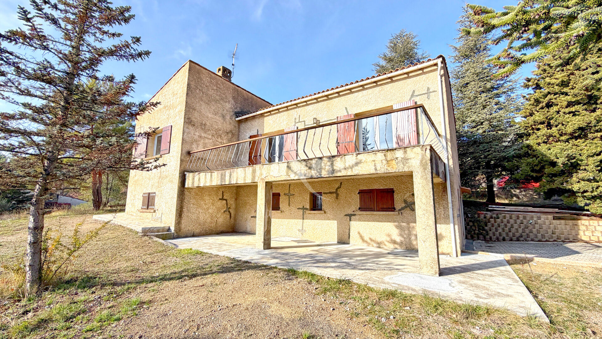 Villa PIERREVERT (04860) 3 pi&egrave;ces 125.00 m&sup2;