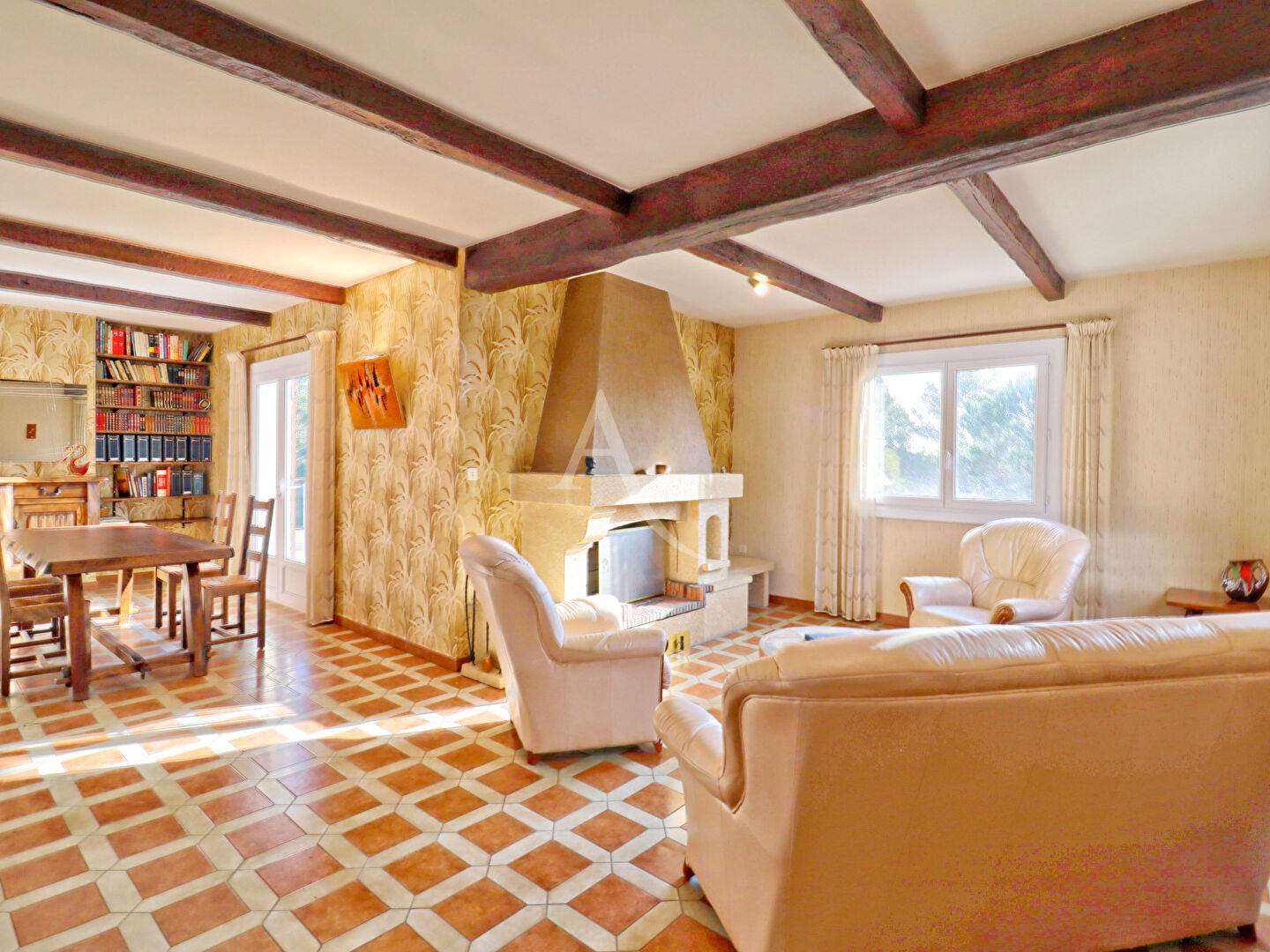 Villa PIERREVERT (04860) 3 pi&egrave;ces 125.00 m&sup2;