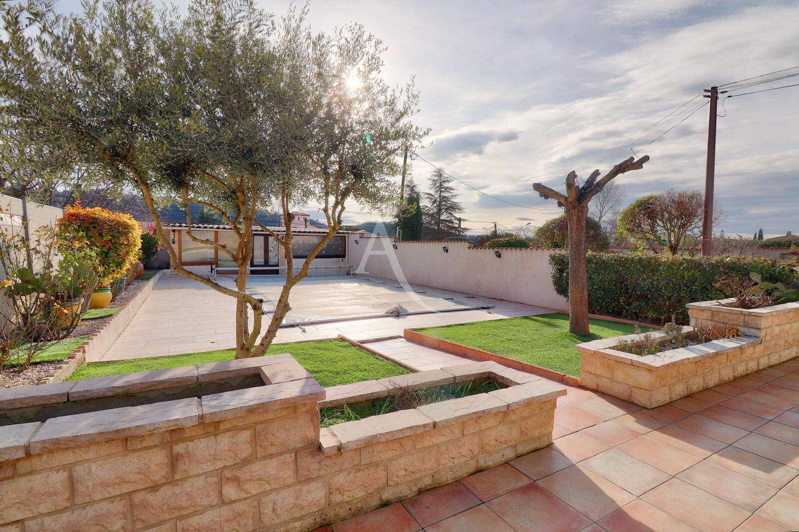 Villa VINON SUR VERDON (83560) 5 pi&egrave;ces 103.00 m&sup2;