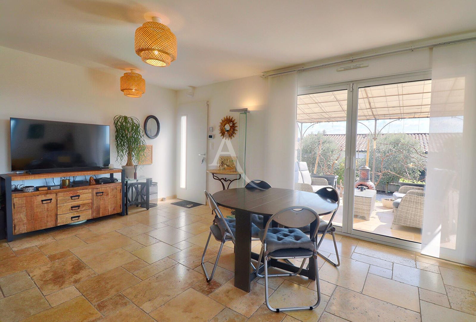 Villa VINON SUR VERDON (83560) 3 pi&egrave;ces 87.00 m&sup2;