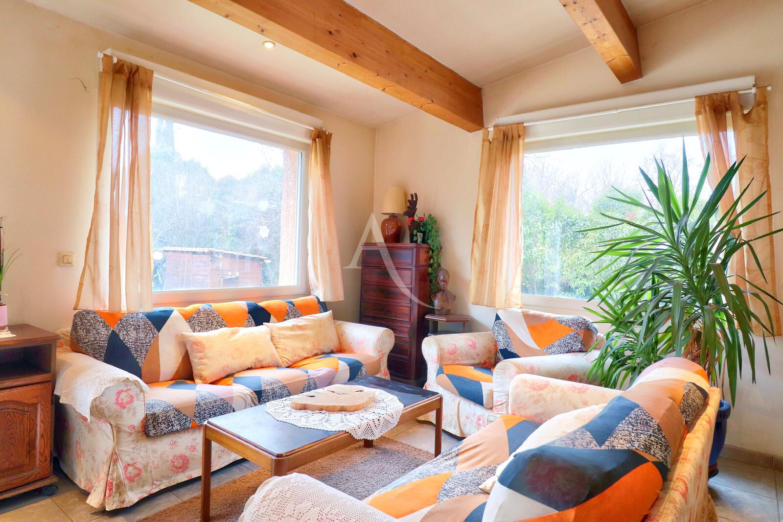Villa R&Eacute;GUSSE (83630) 6 pi&egrave;ces 170.00 m&sup2;