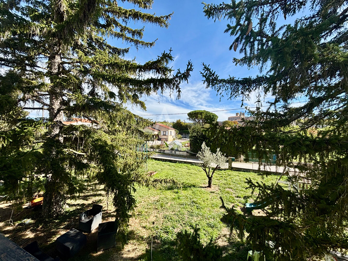 Villa RIANS (83560) 5 pi&egrave;ces 243.00 m&sup2;