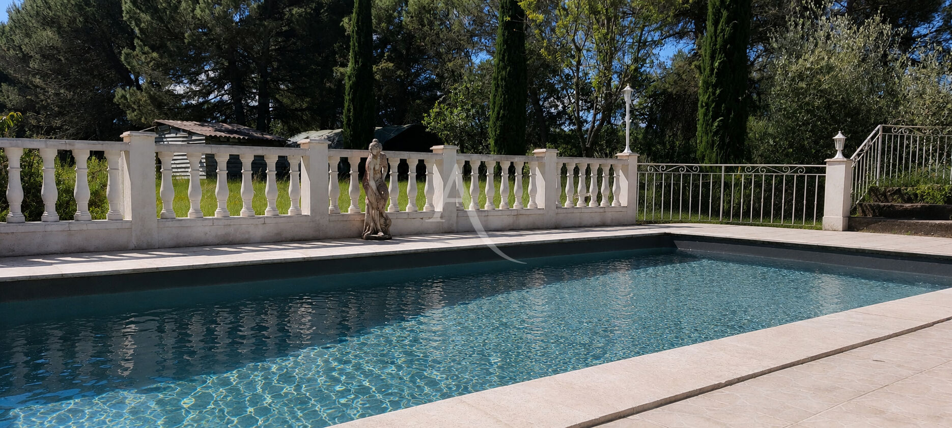 Villa PIERREVERT (04860) 5 pi&egrave;ces 143.57 m&sup2;