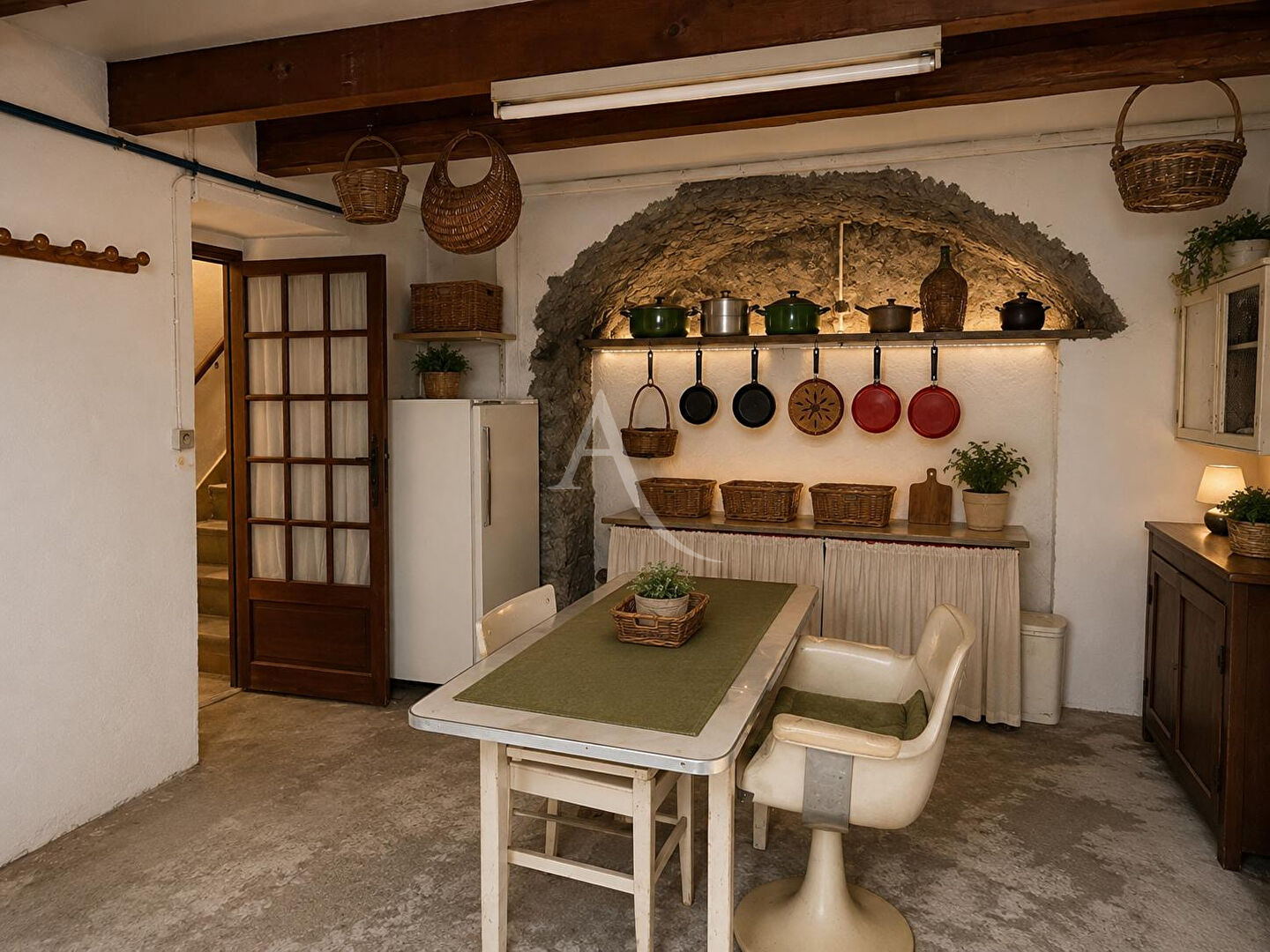 Maison de village ESTOUBLON (04270) 6 pi&egrave;ces 100.00 m&sup2;