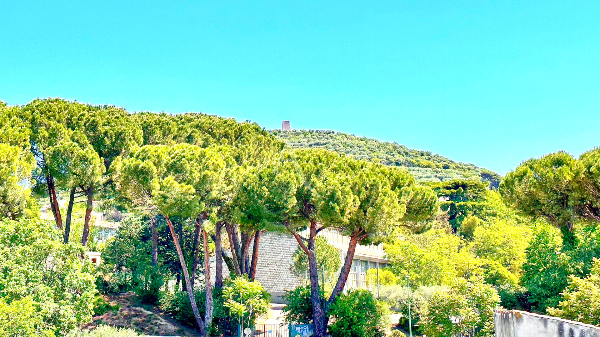 Appartement MANOSQUE (04100) 4 pi&egrave;ces 75.20 m&sup2;