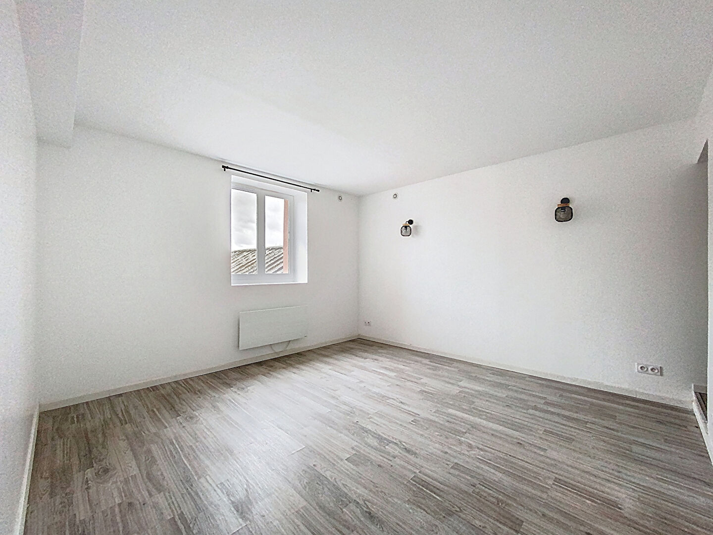 Appartement LE MESNIL LE ROI (78600) 1 pièce 32.43 m²