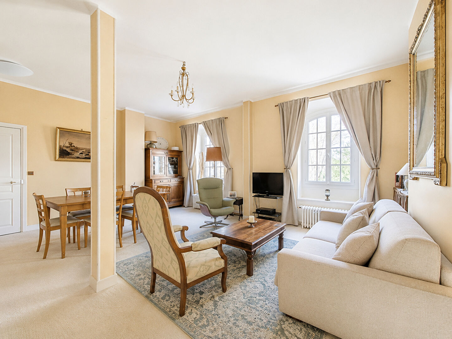 Saint-Germain-en-Laye (78) Exclusif 625 000 € Appartement 4 pièces , 3 chambres 90.00 m² Voir le bien