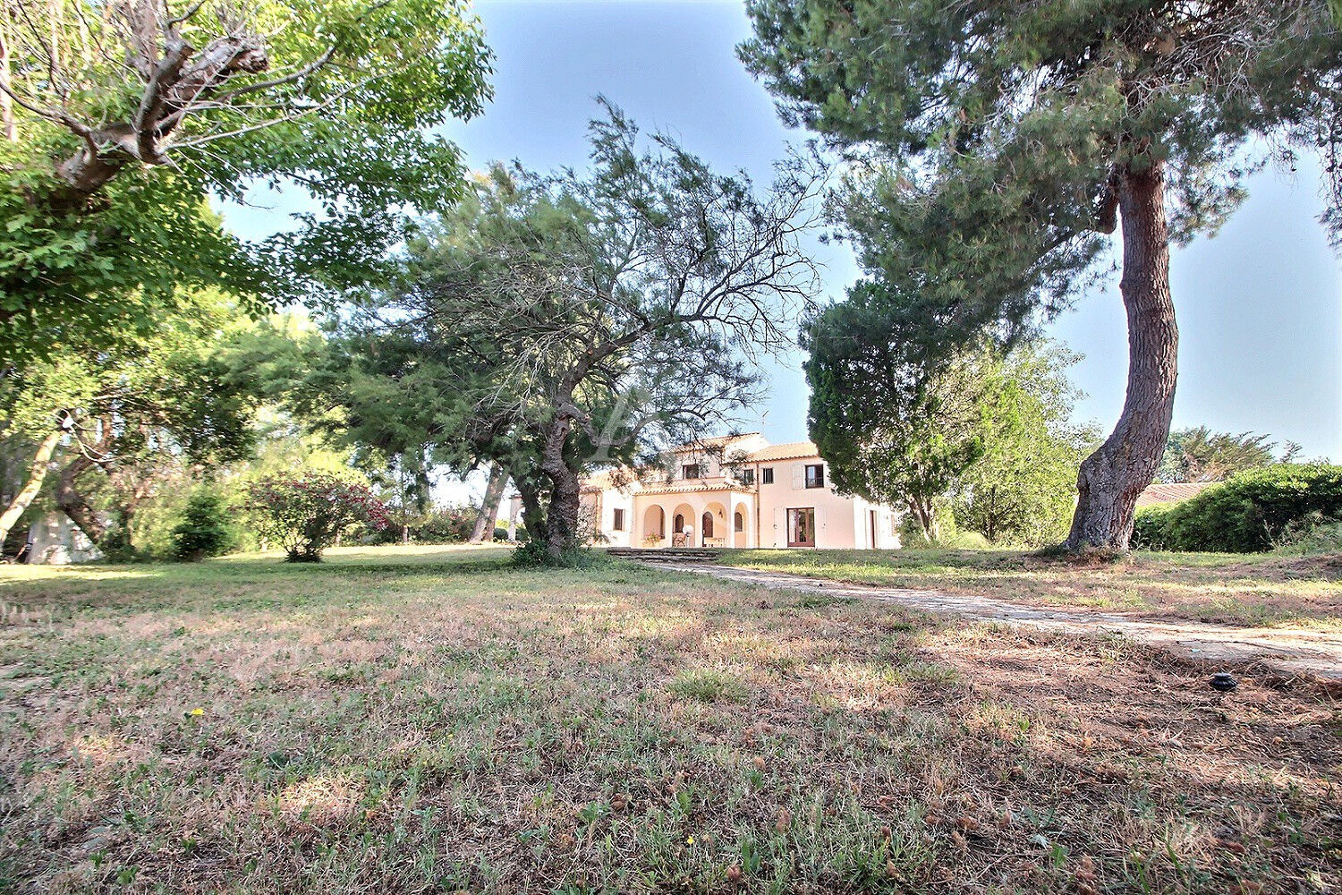 Villa PERPIGNAN (66000) 8 pi&egrave;ces 370.00 m&sup2;