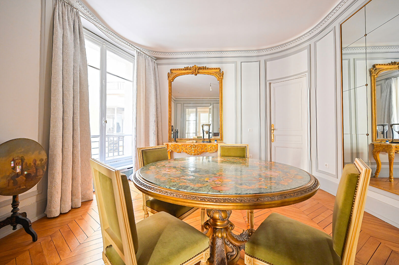 Appartement PARIS (75008) 6 pièces 155.00 m²