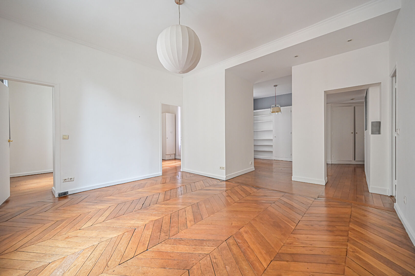 Appartement Paris (75016) 4 pièces 76.42 m²