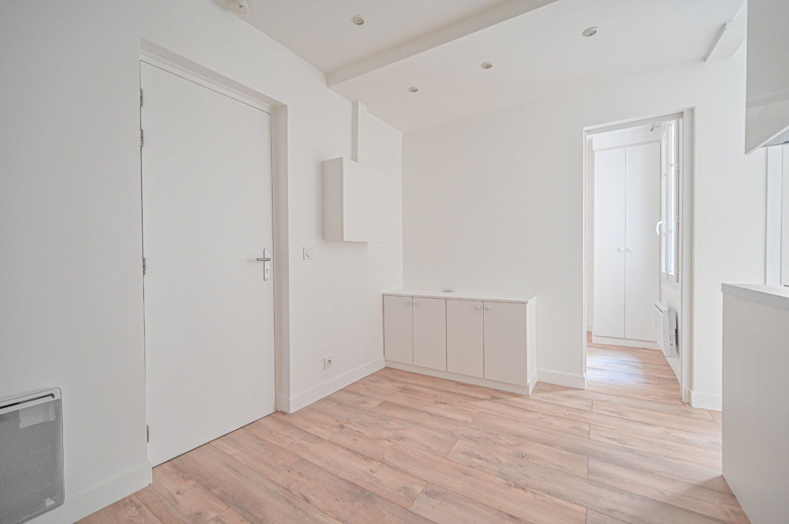 Appartement PARIS (75011) 2 pièces 17.60 m²