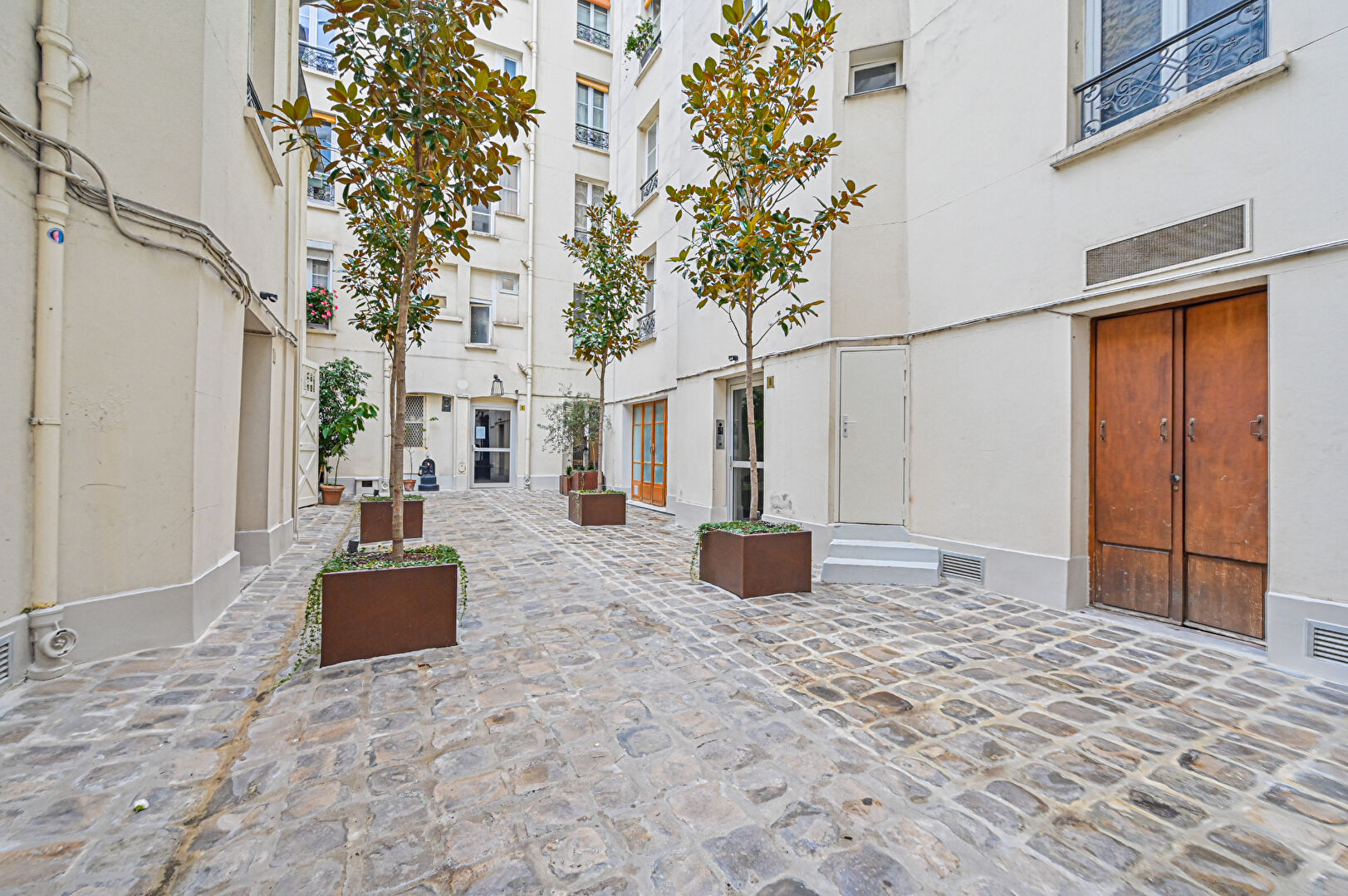 Appartement PARIS (75007) 1 pièce 23.50 m²