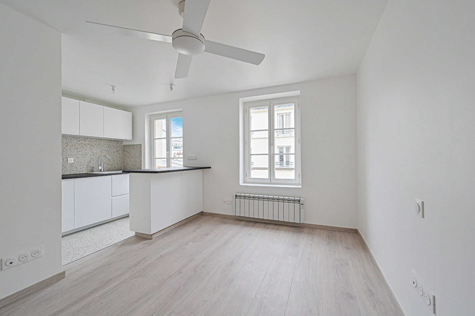 Appartement PARIS (75007) 1 pièce 19.96 m²