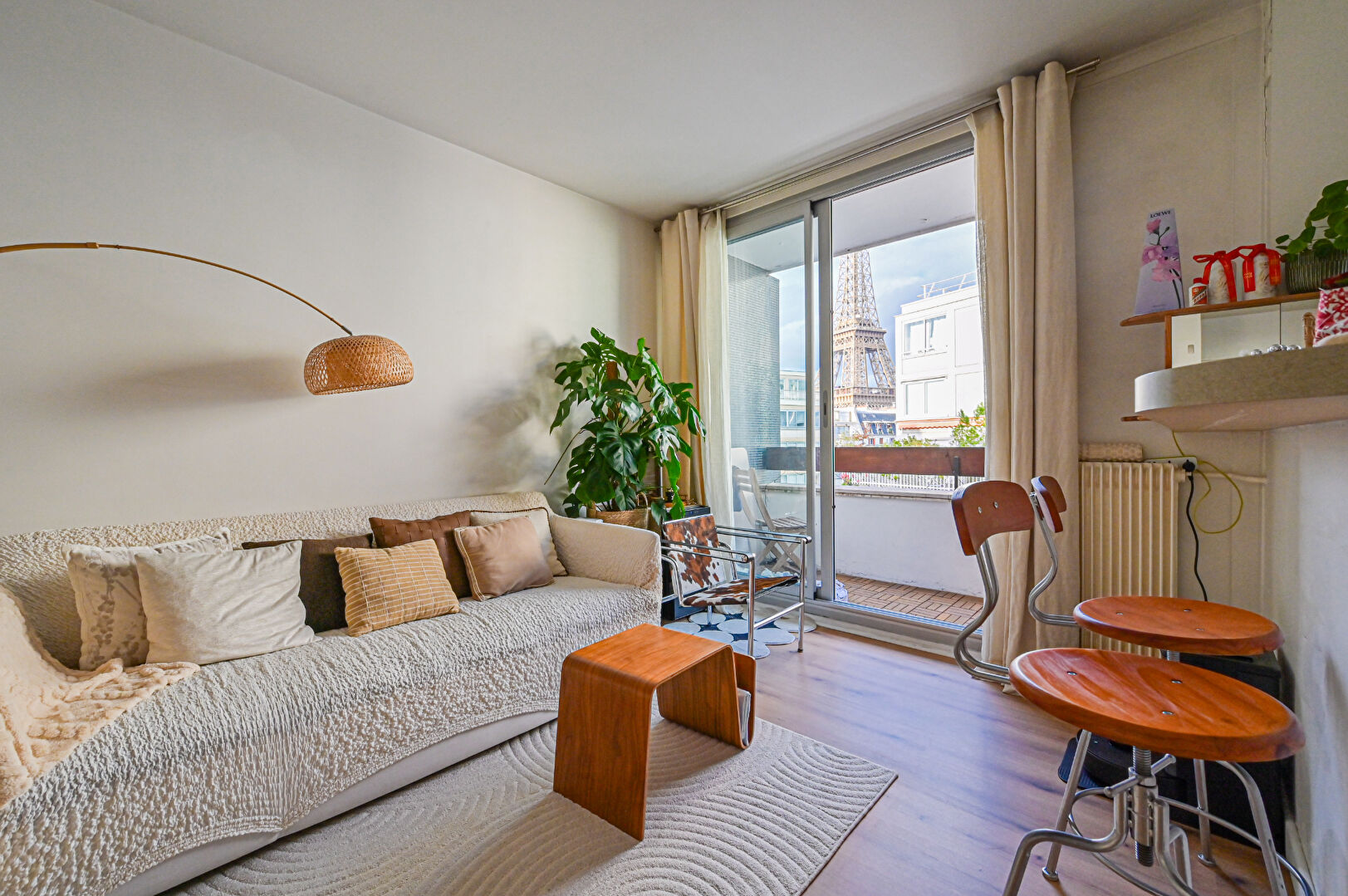 Appartement PARIS (75015) 2 pièces 50.64 m²