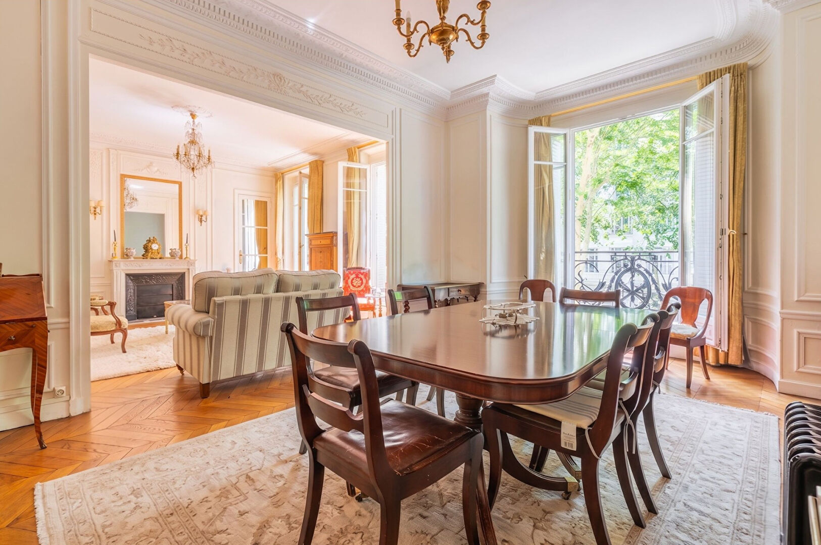 Appartement PARIS (75007) 6 pi&egrave;ces 211.00 m&sup2;