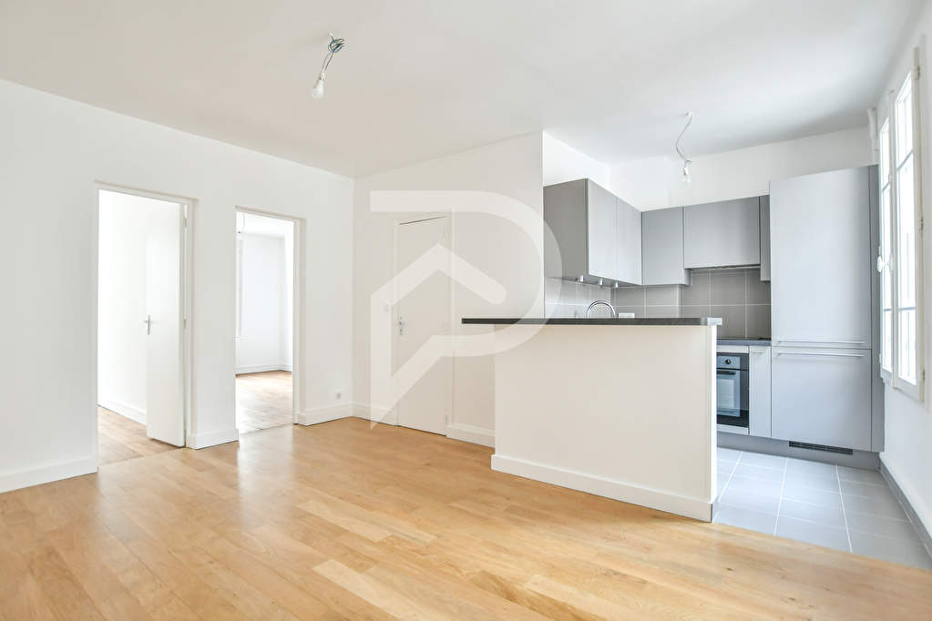 Appartement PARIS (75007) 2 pi&egrave;ces 45.47 m&sup2;