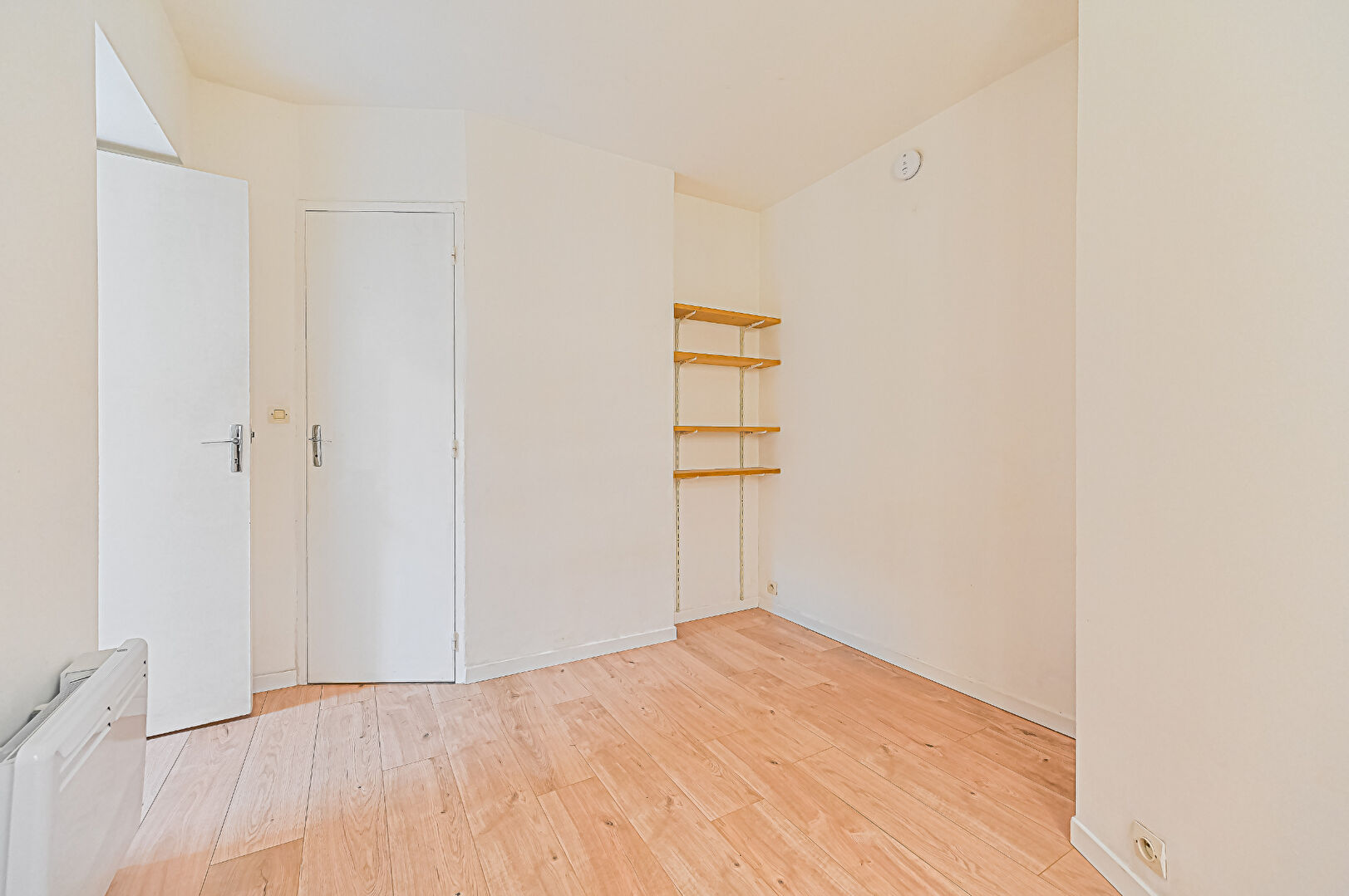 Vente appartement 2 pièces, 22.00m², Paris 07 - 280 000 €