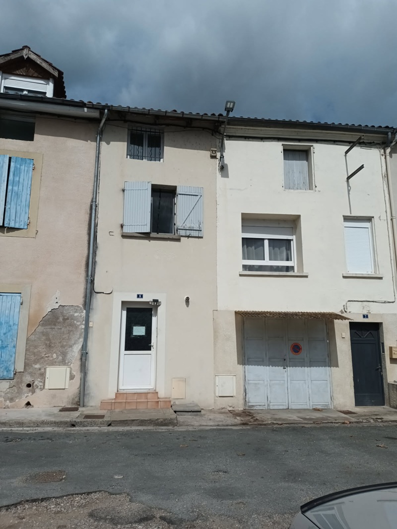 Immeuble SAINTE LIVRADE SUR LOT (47110) 7 pièces 165.00 m²