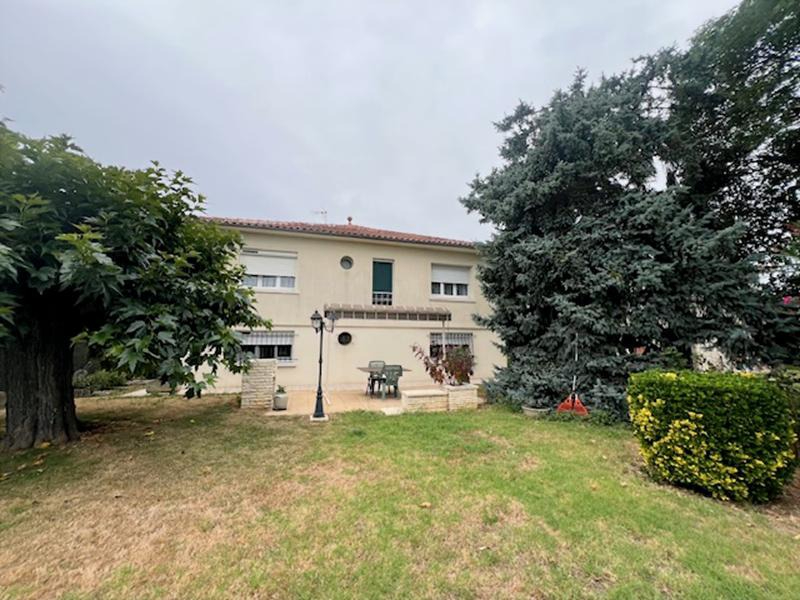 Maison AIGUILLON (47190) 7 pièces 193.00 m²