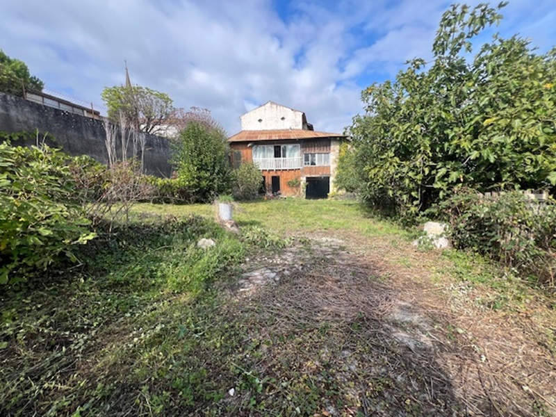 Maison GALAPIAN (47190) 5 pièces