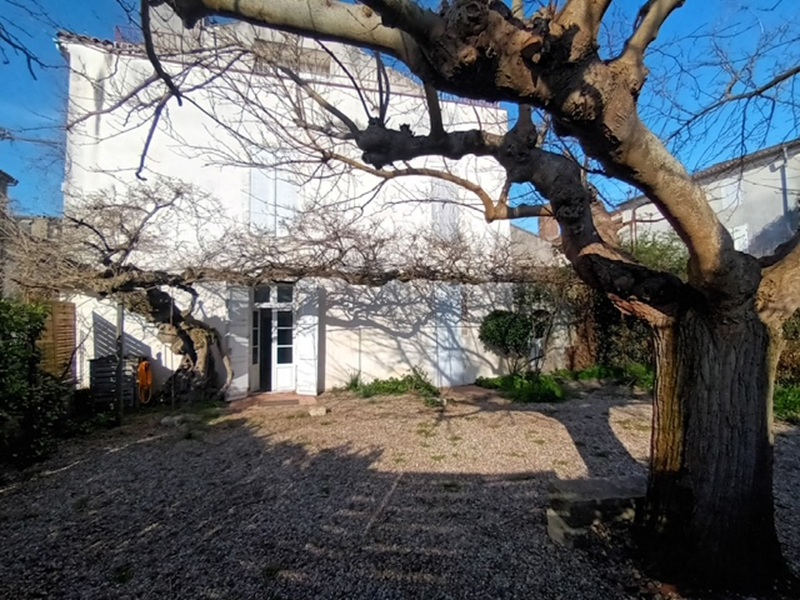 Maison AIGUILLON (47190) 10 pi&egrave;ces 300.00 m&sup2;