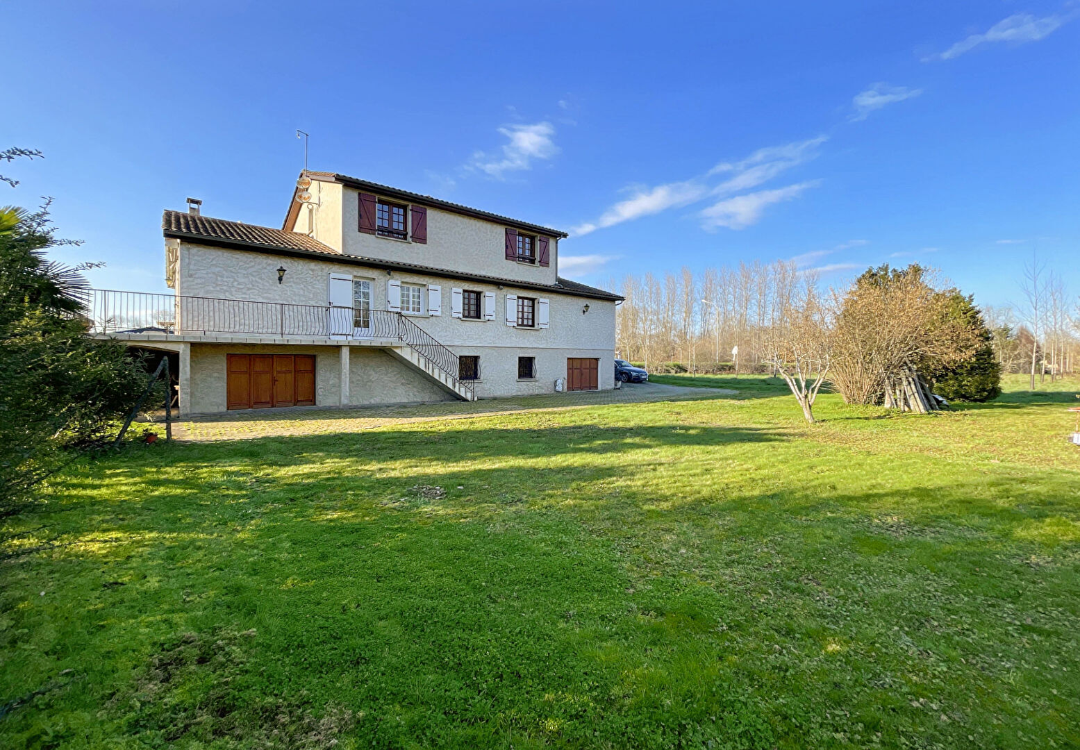 Maison à Vendre à BriesousArchiac (17520) Achat / Vente Maison l