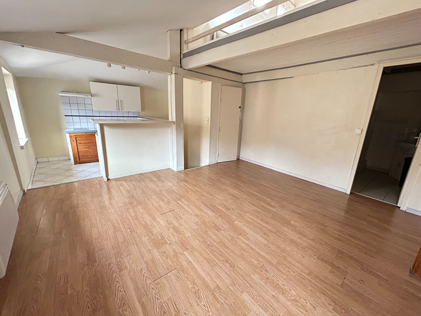 Appartement NARBONNE (11100) 2 pi&egrave;ces 42.80 m&sup2;