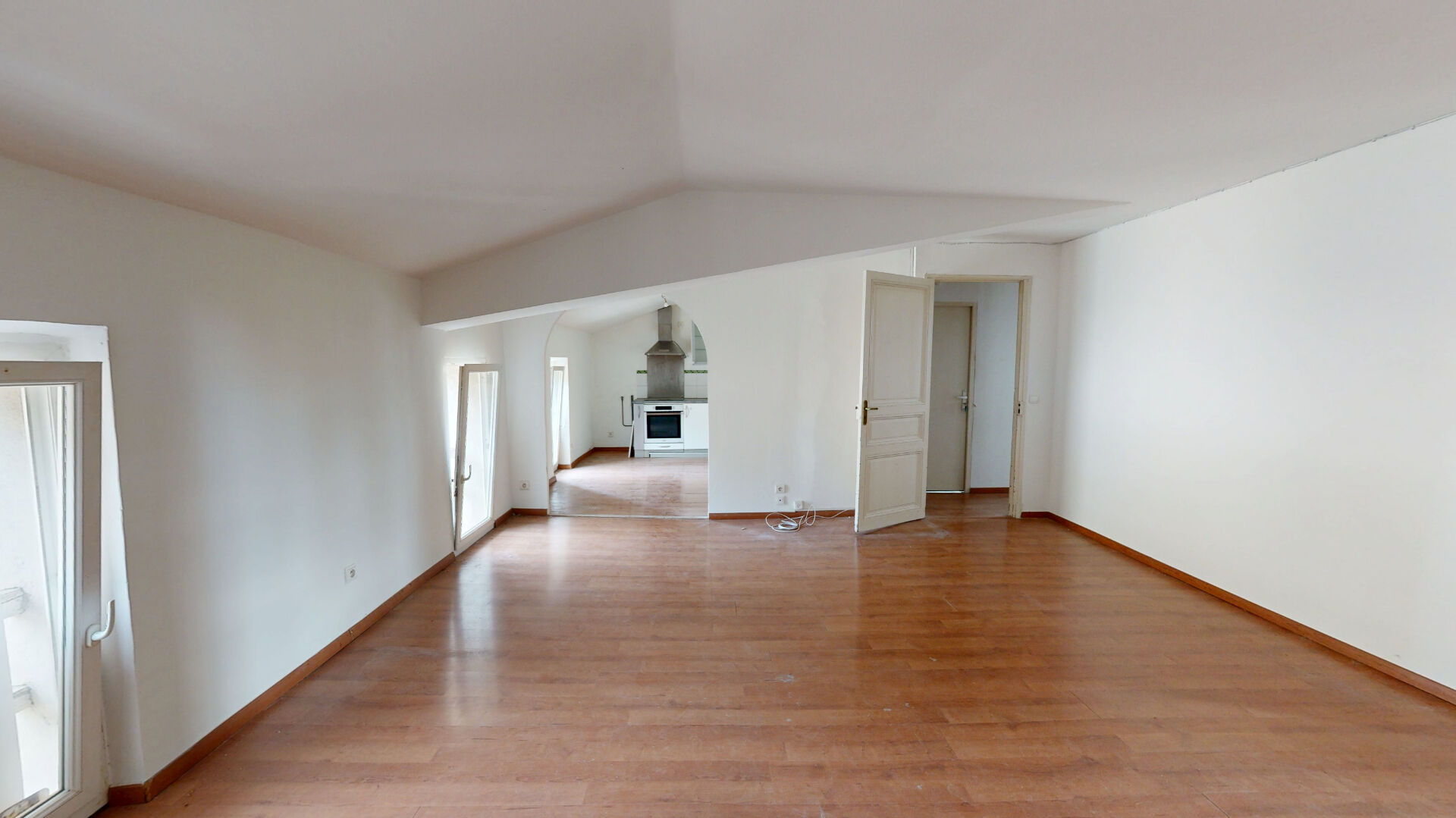 Appartement NARBONNE (11100) 4 pi&egrave;ces 86.00 m&sup2;