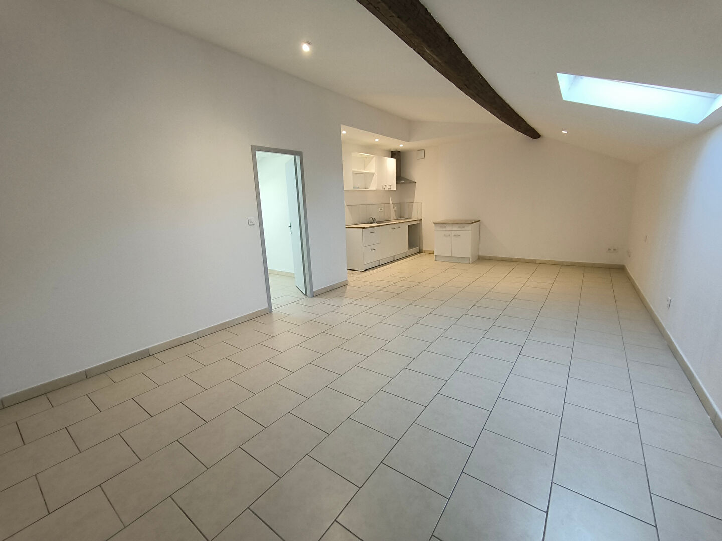 Appartement LEZIGNAN CORBIERES (11200) 2 pi&egrave;ces 45.83 m&sup2;