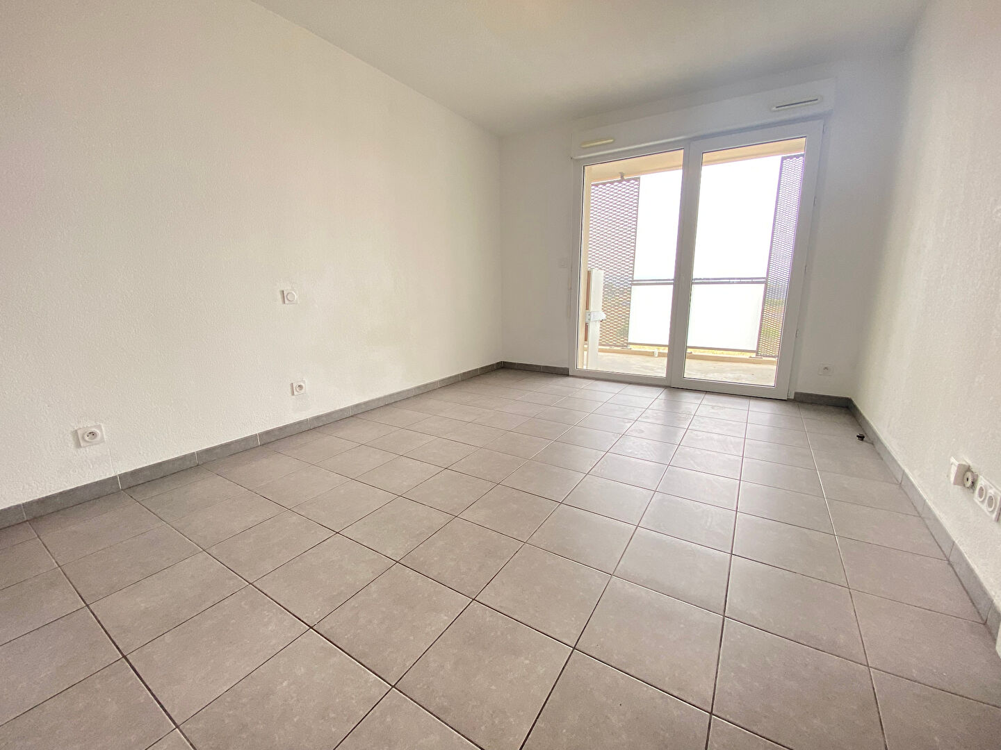 Appartement NARBONNE (11100) 1 pièce 24.22 m²