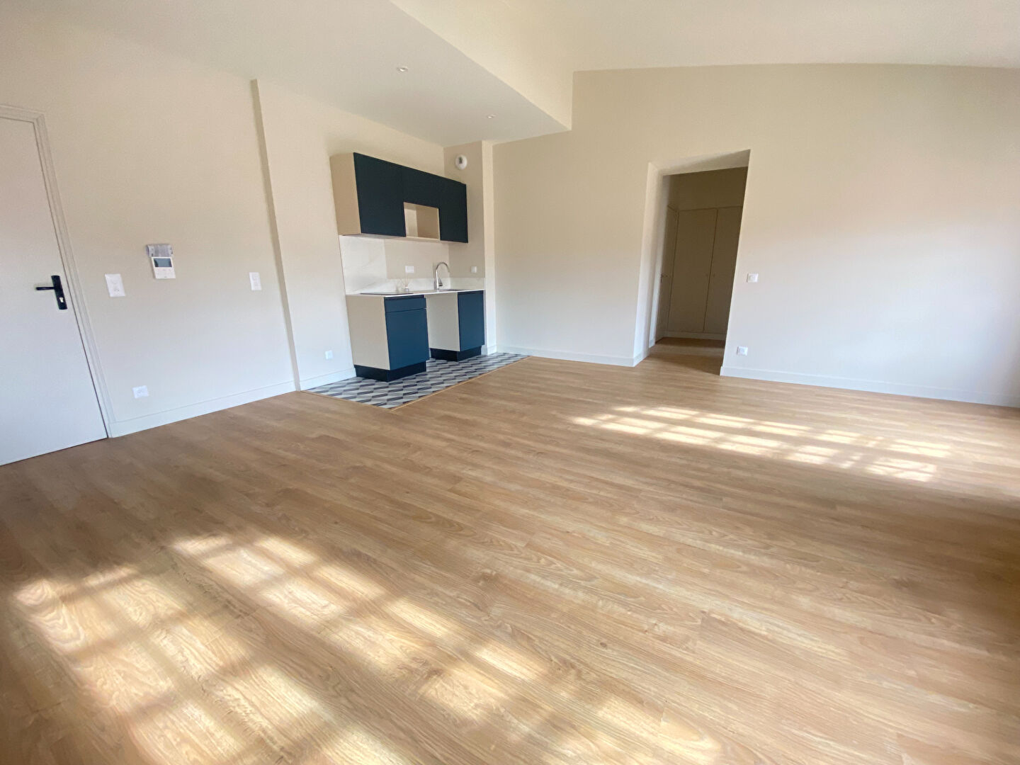 Appartement NARBONNE (11100) 2 pi&egrave;ces 57.02 m&sup2;