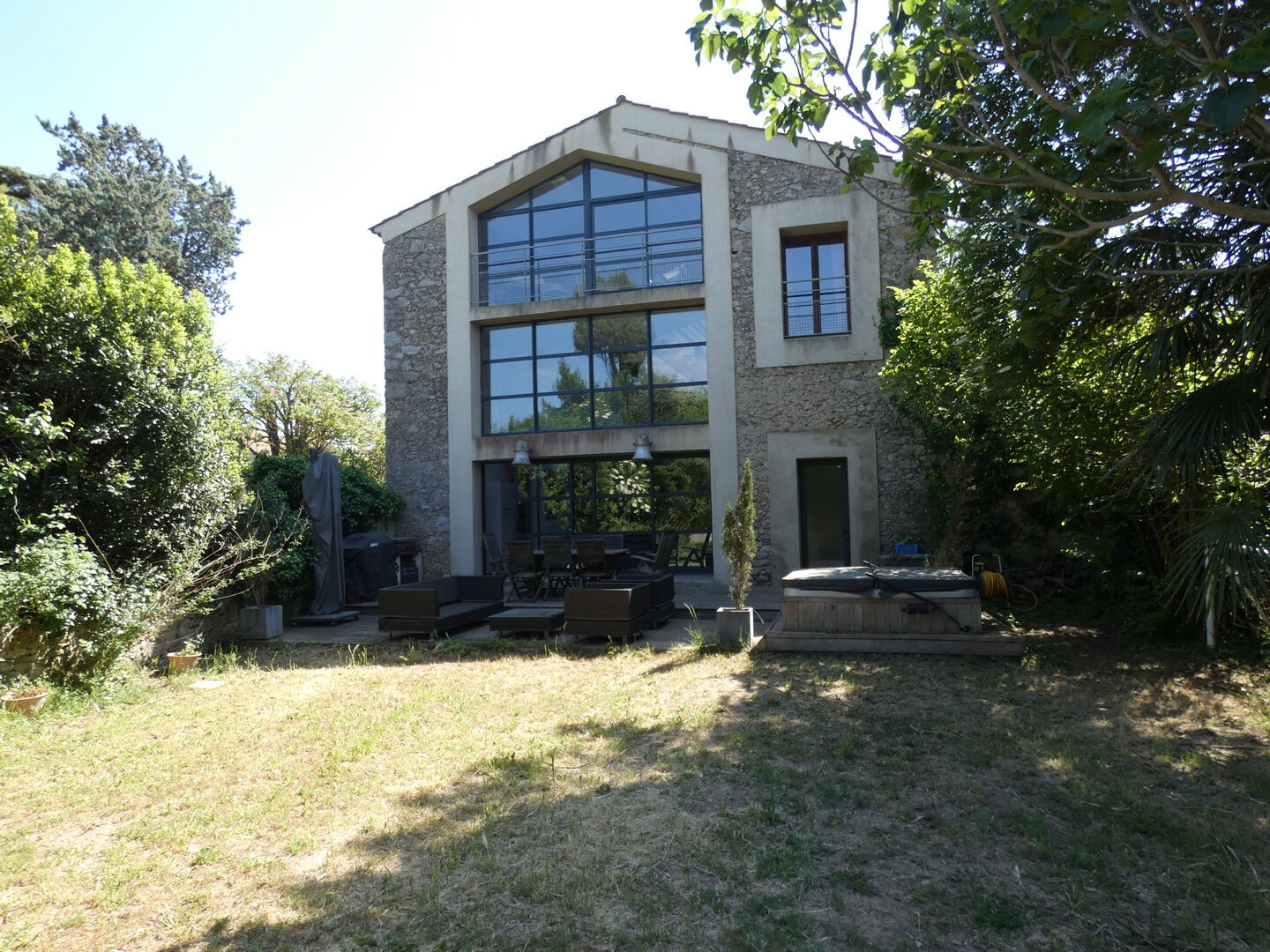 Maison NEVIAN (11200) 10 pi&egrave;ces 276.00 m&sup2;