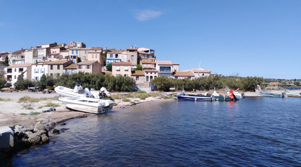 Terrain BAGES (11100) 357.00 m&sup2;