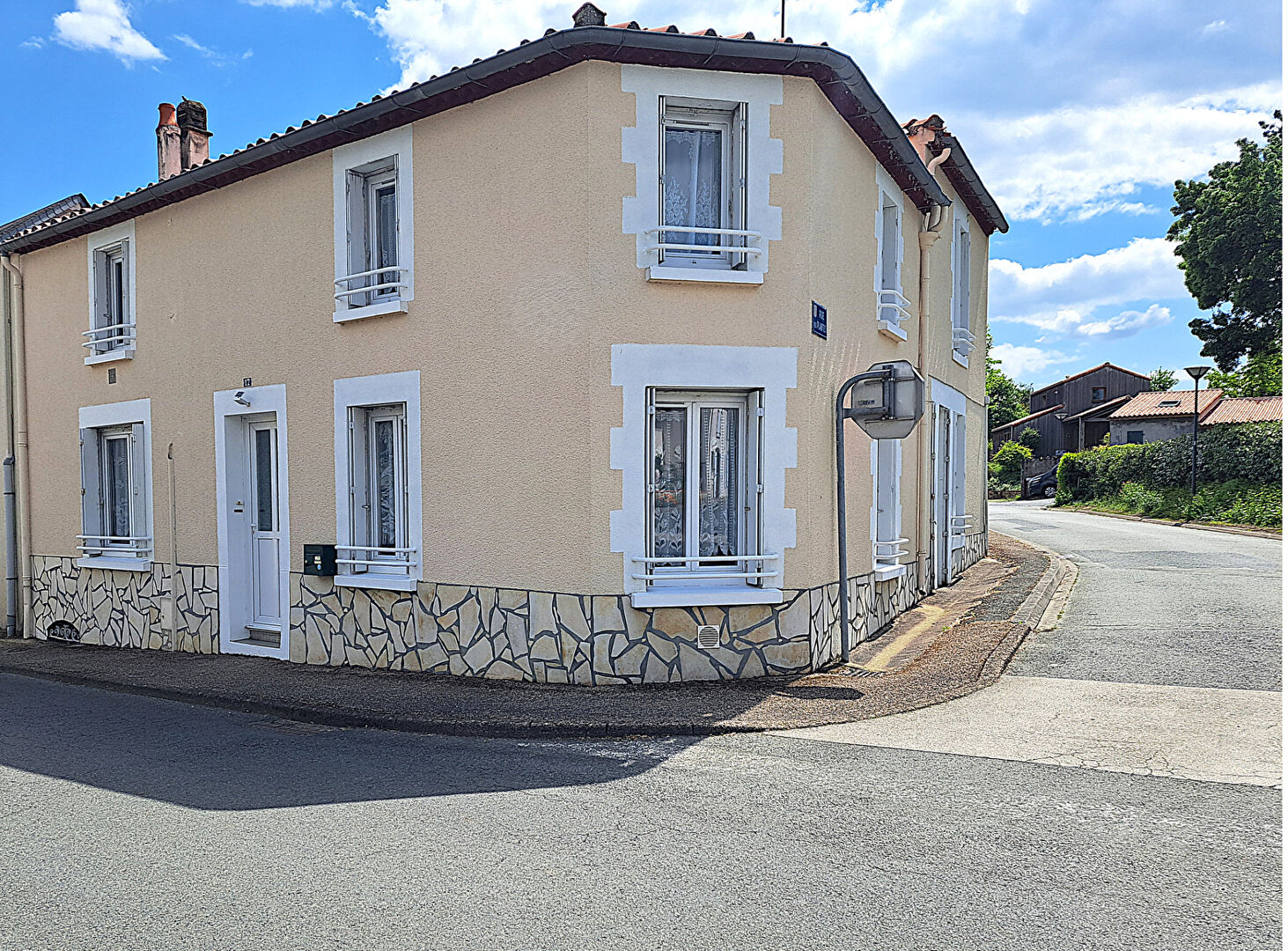 Maison CHANTONNAY (85110) 5 pièces 109.00 m²