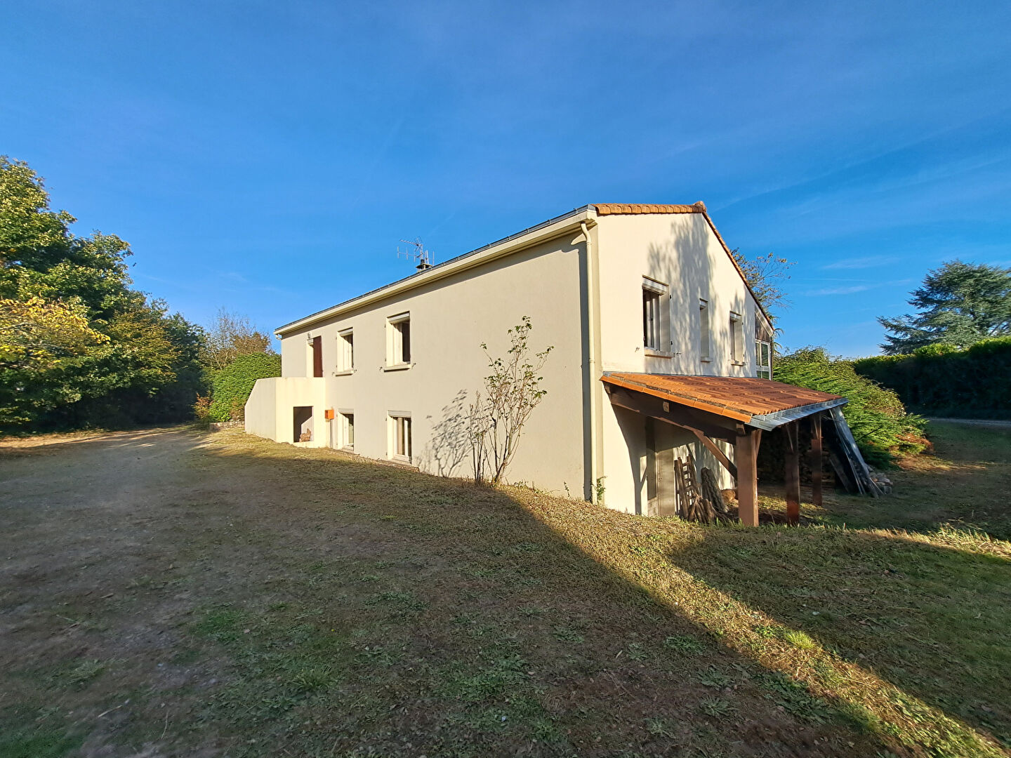 Maison LES HERBIERS (85500) 8 pièces 142.52 m²