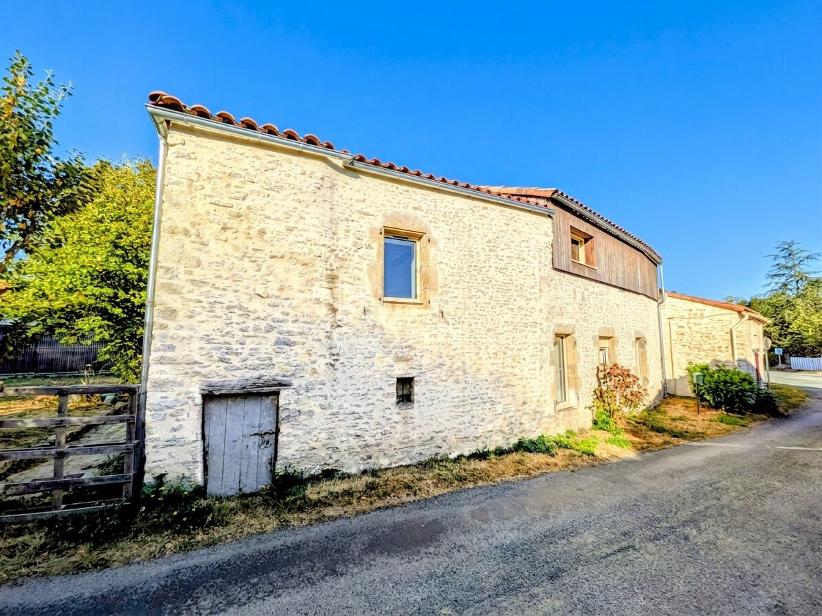 Maison de village SAINTE CECILE (85110) 3 pi&egrave;ces 111.12 m&sup2;