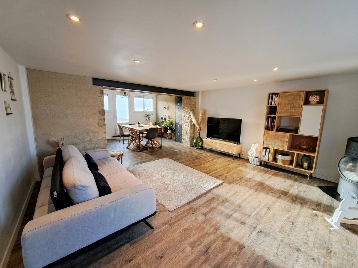 Maison LES HERBIERS (85500) 5 pi&egrave;ces 102.00 m&sup2;