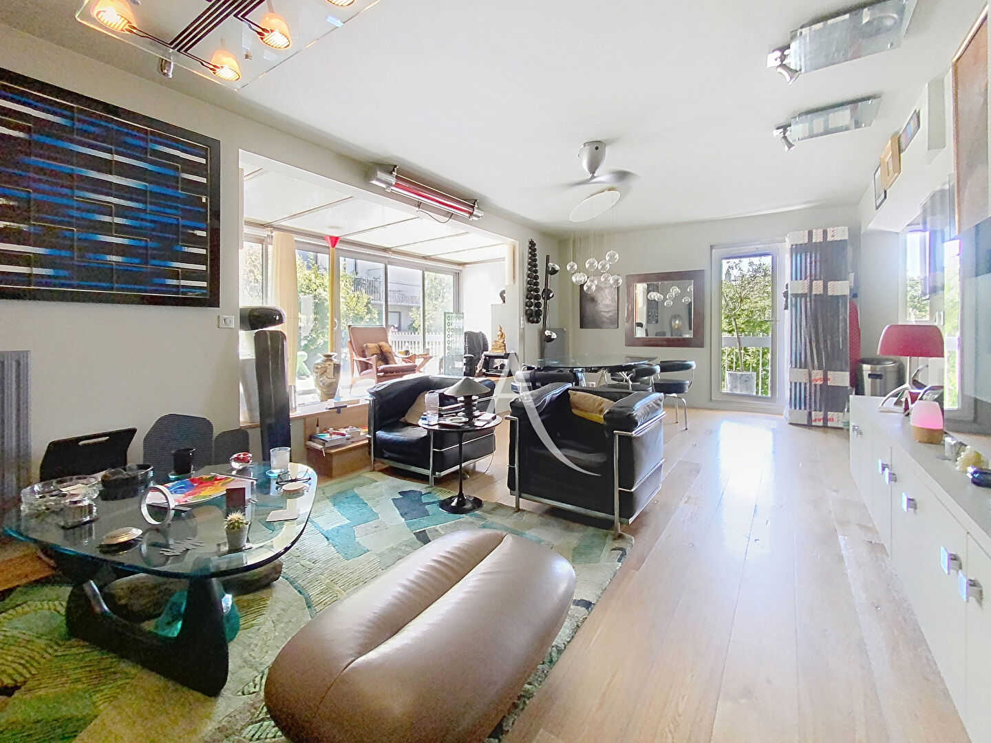 Appartement PARIS (75019) 4 pièces 106.00 m²