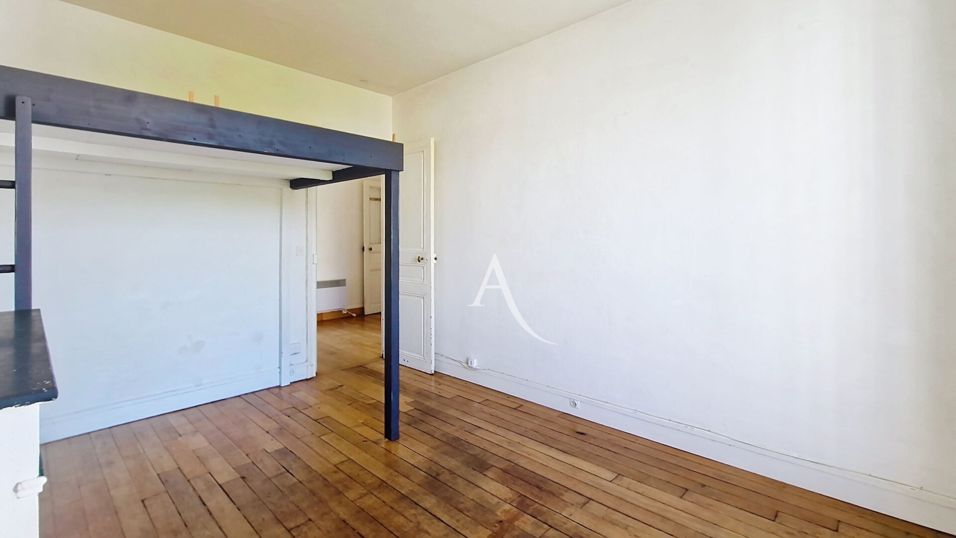 Appartement PARIS (75020) 1 pièce 24.19 m²