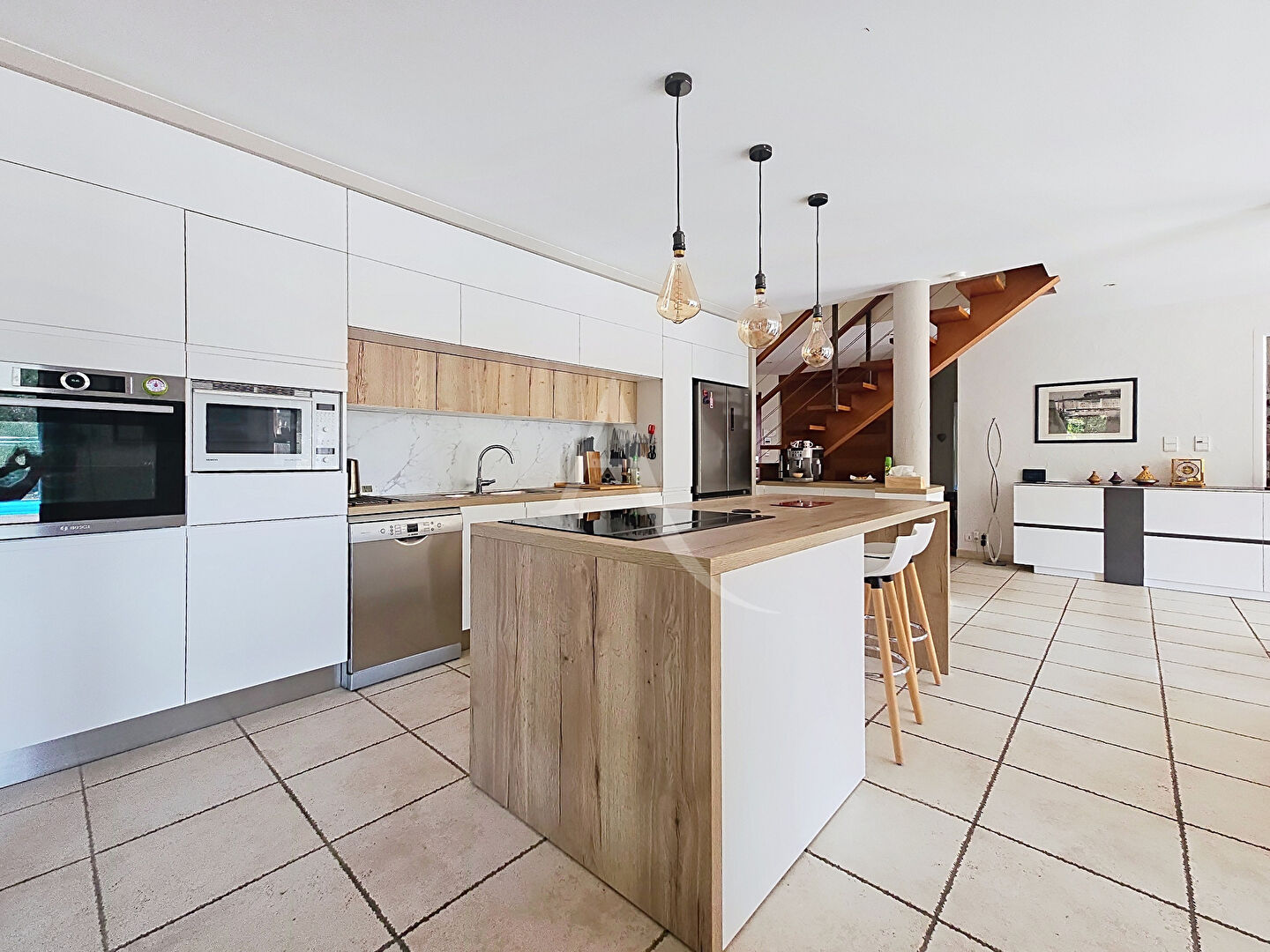 Maison LAPEYROUSE FOSSAT (31180) 7 pi&egrave;ces 196.00 m&sup2;