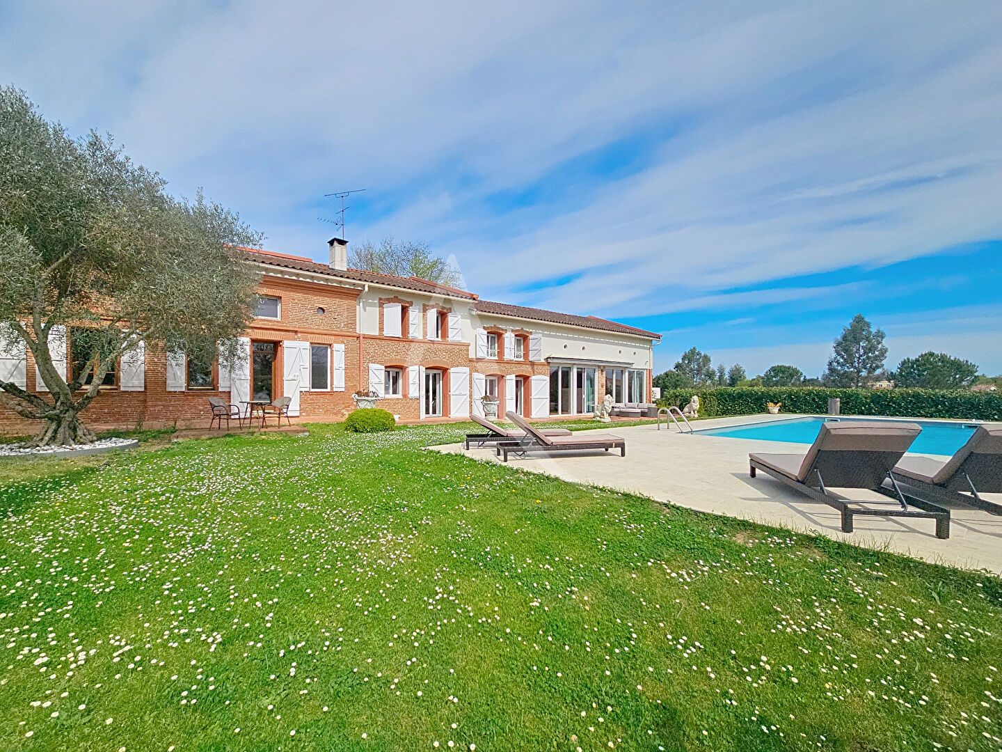 Maison TOULOUSE (31000) 10 pièces 416.00 m²