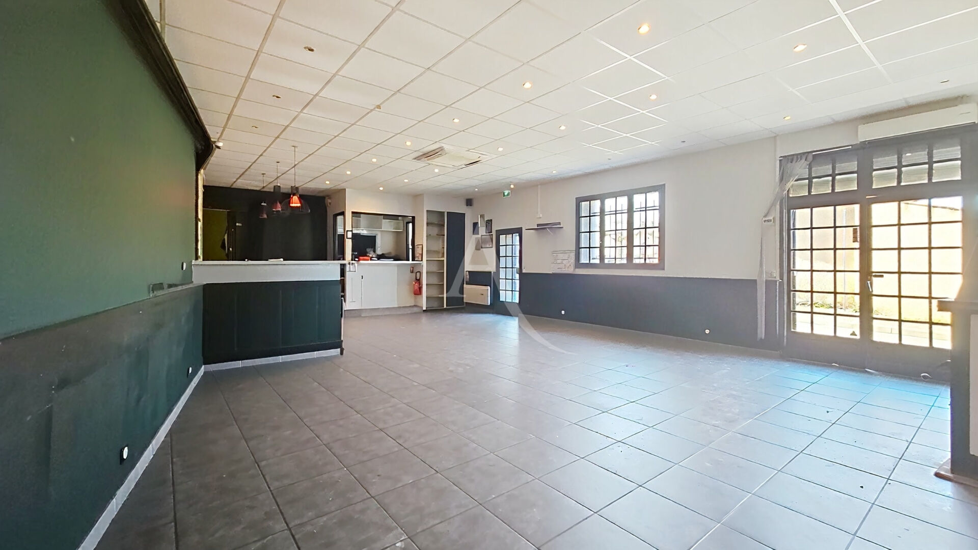 Local d'activit&eacute; CASTELMAUROU (31180) 1 pi&egrave;ce 104.00 m&sup2;