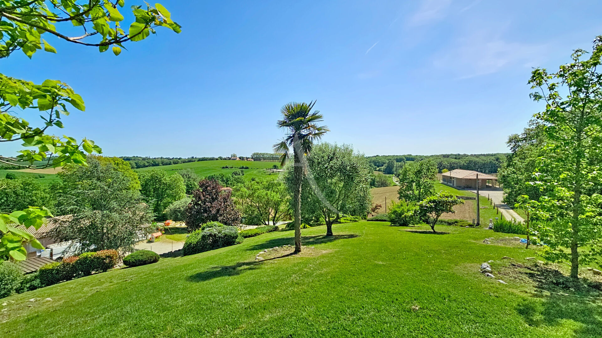 Vente maison 6 pièces, 195.00m², Vacquiers — 195.00 sqm, 4 bedrooms — photo 8