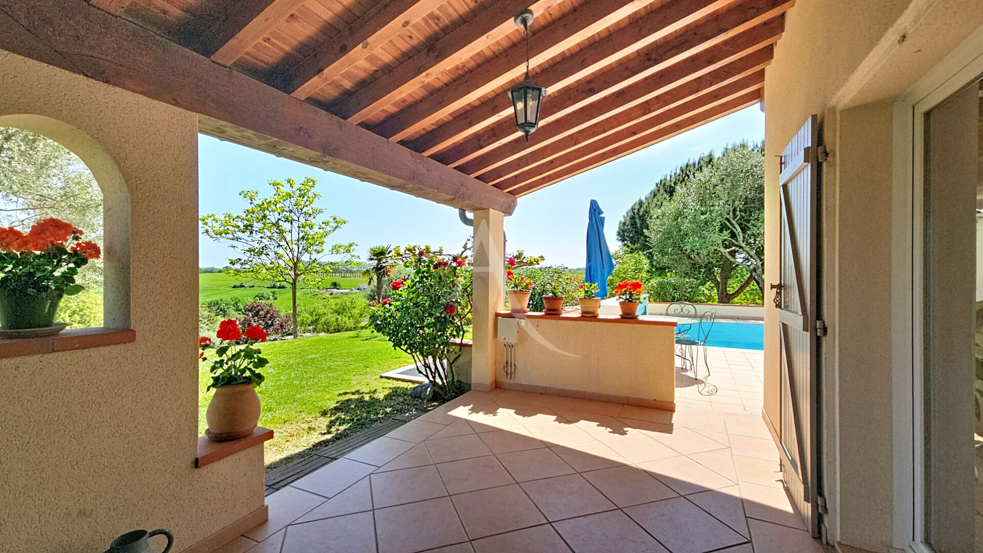 Maison VACQUIERS (31340) 6 pi&egrave;ces 313.00 m&sup2;