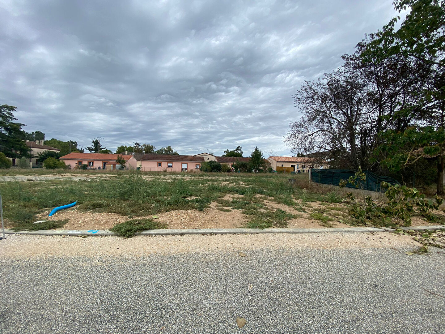 Terrain BESSIERES (31660) 598.00 m&sup2;