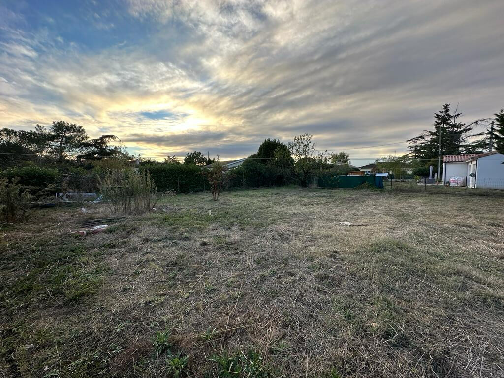 Terrain BESSIERES (31660) 619.00 m&sup2;