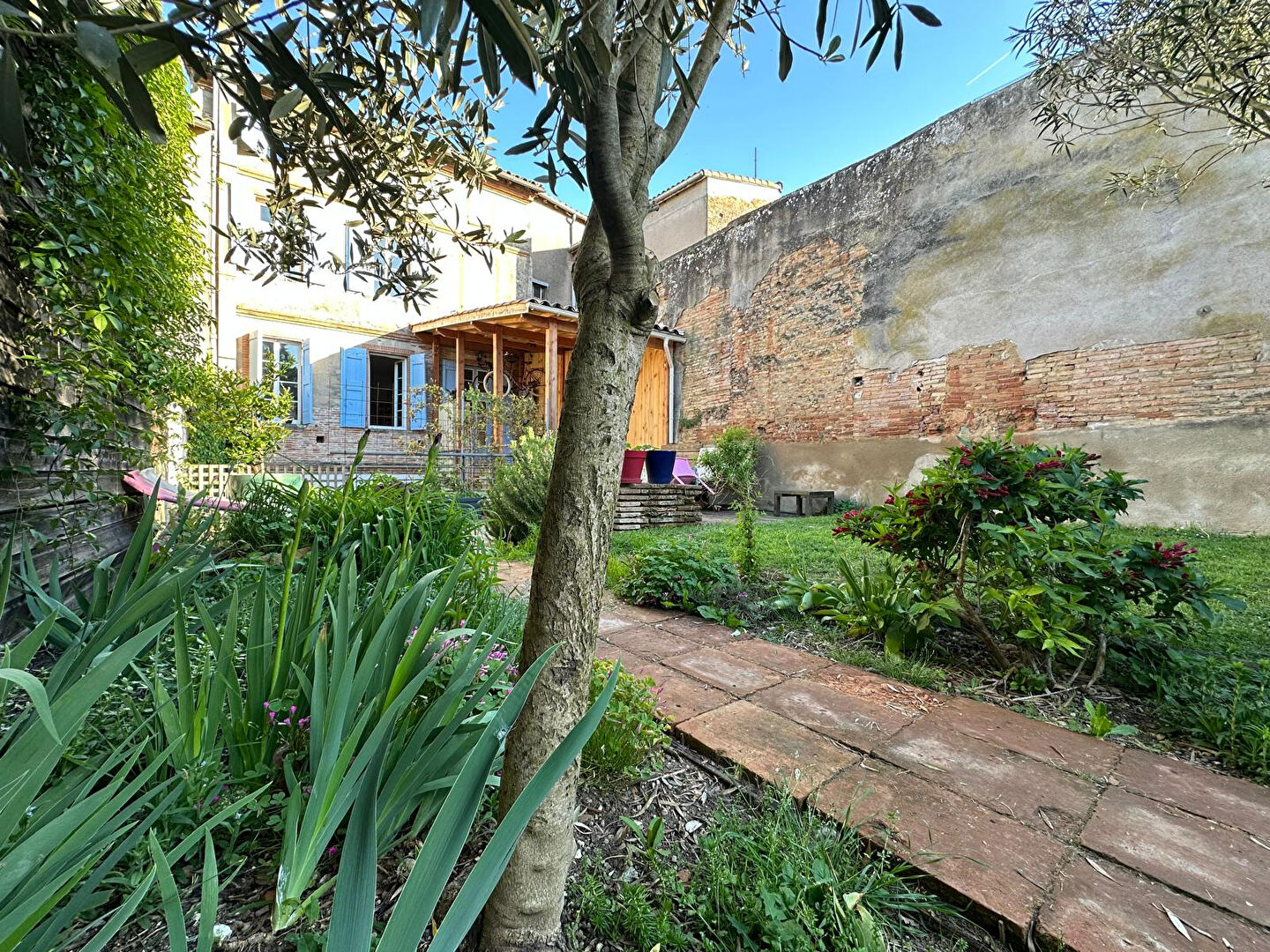 Maison RABASTENS (81800) 7 pièces 298.00 m²