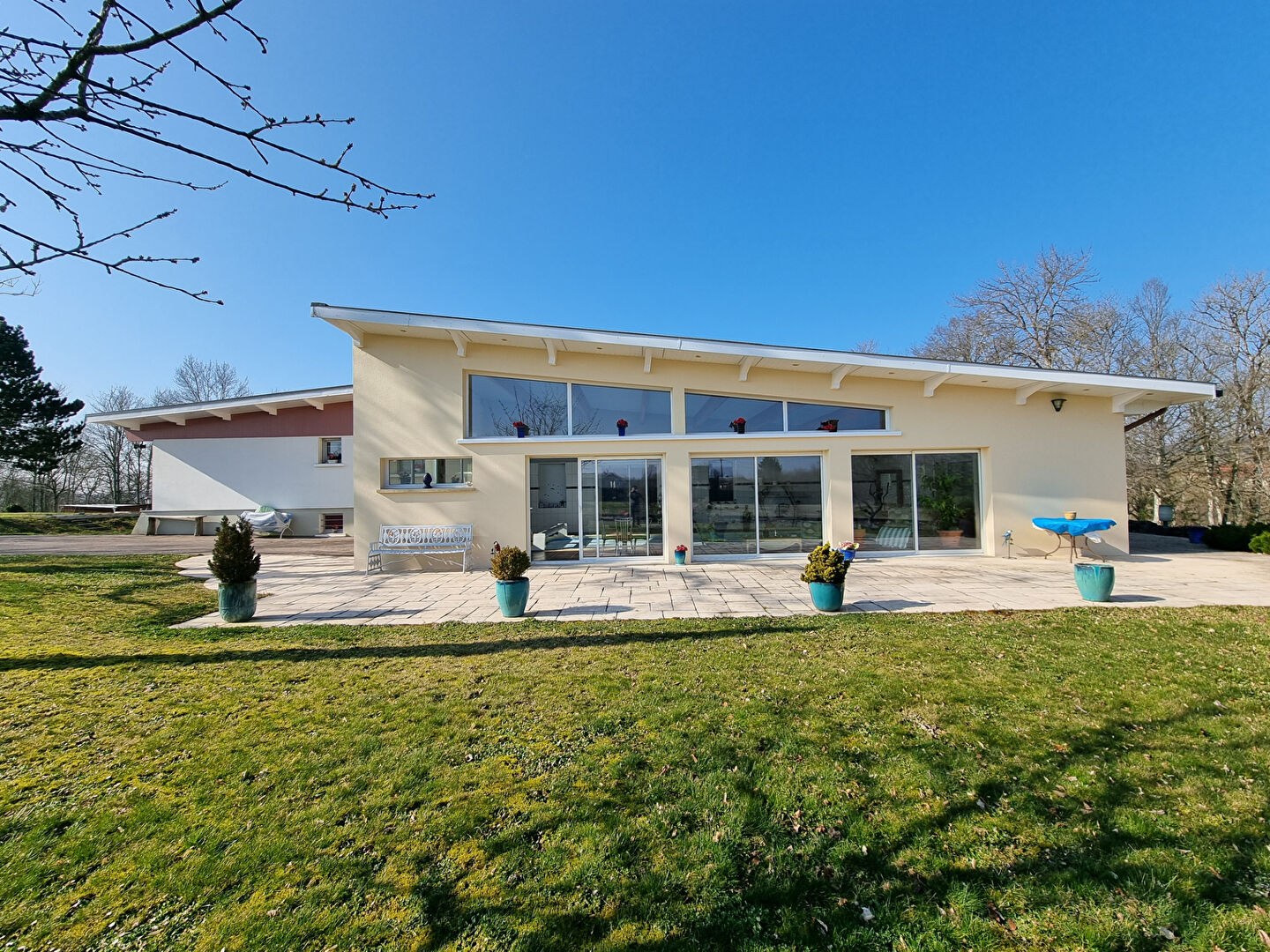 Villa NEUFCHATEAU (88300) 10 pièces 320.00 m²