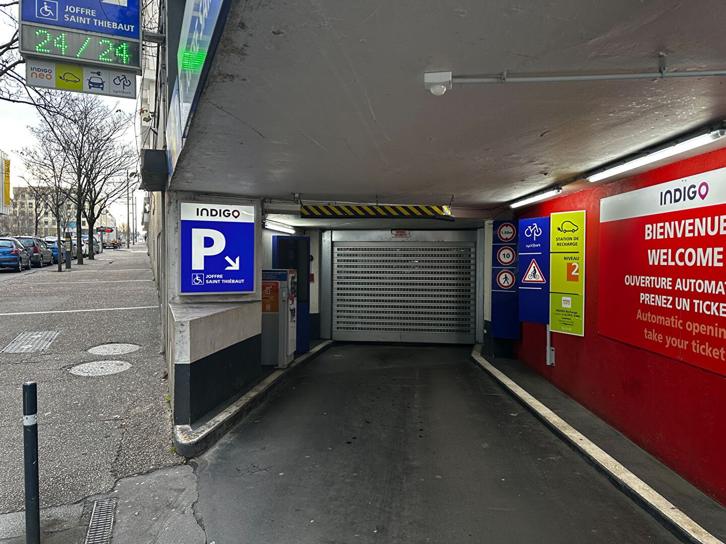 Parking / box NANCY (54000)