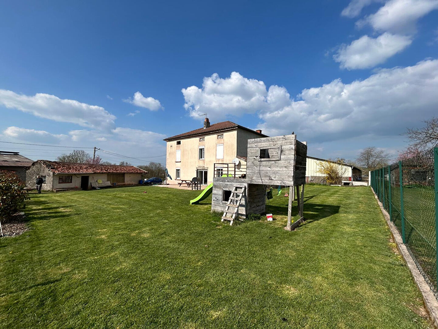 Maison de village ESCLES (88260) 7 pi&egrave;ces 207.00 m&sup2;
